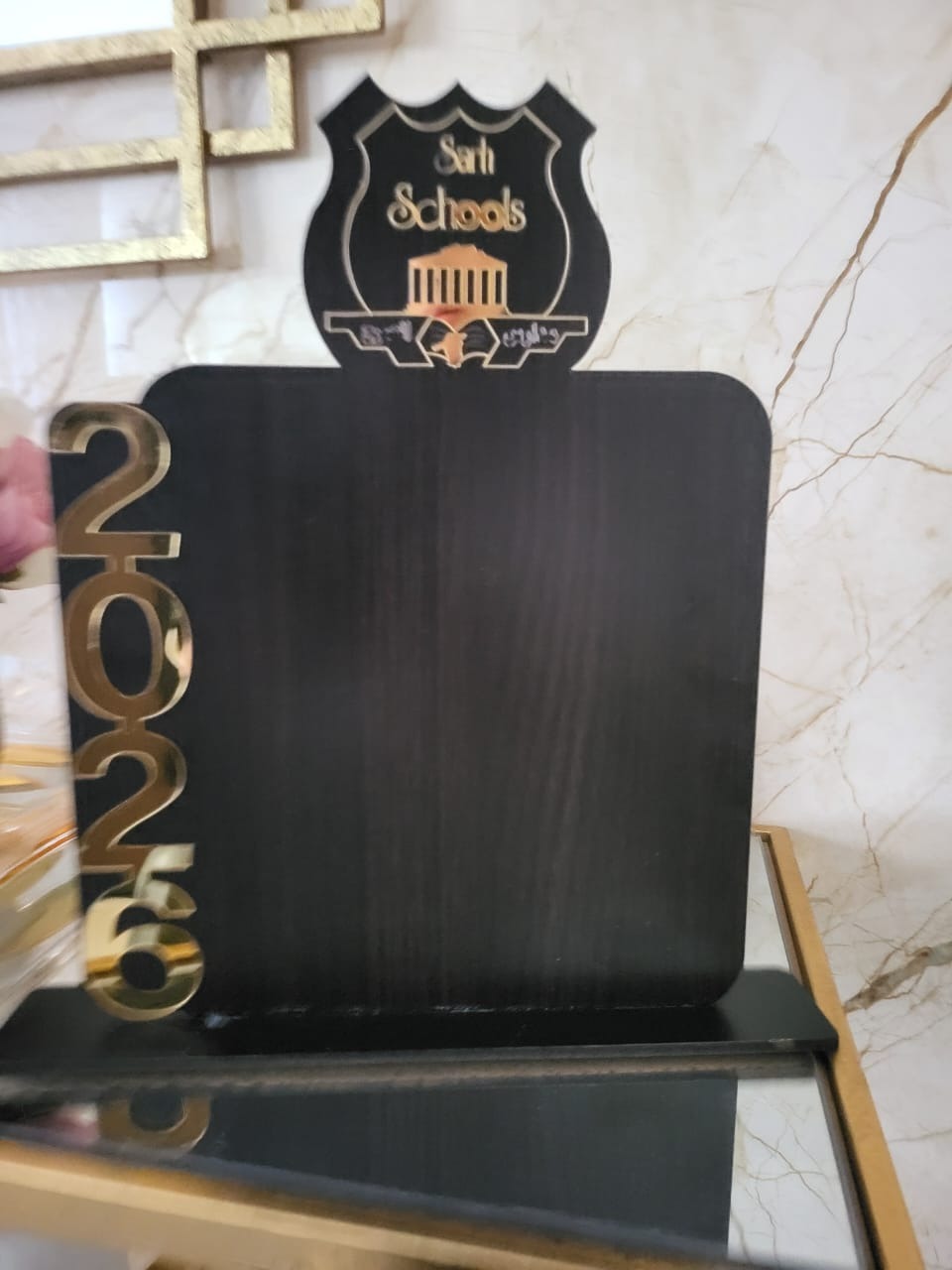 درع مخصص من MDF وأكريلك من Craftory